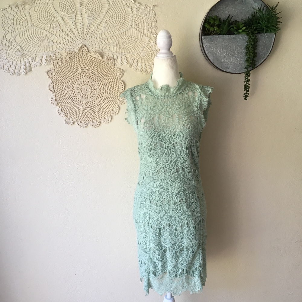 Free People Daydream Bodycon open back lace slip - Picture 2 of 8